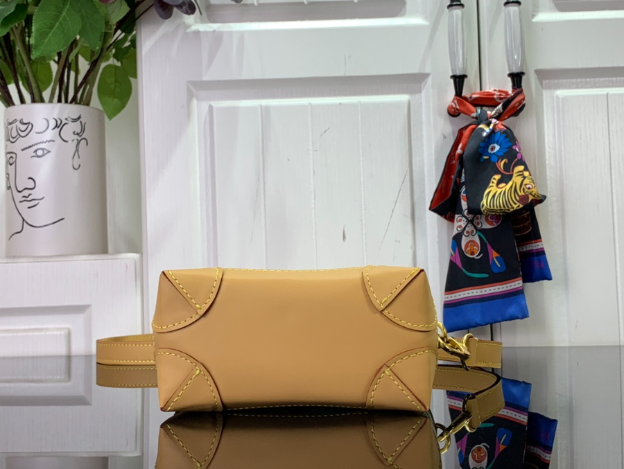 루이비통 나노 스티머 모노그램 바닐라 M83429 15187cm4.jpg