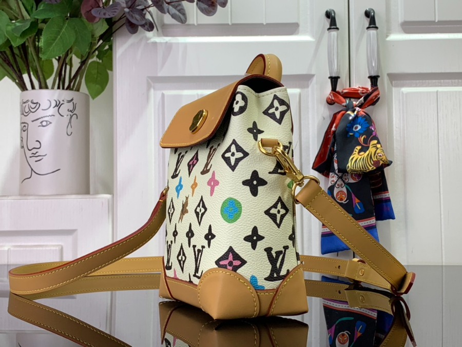 루이비통 나노 스티머 모노그램 바닐라 M83429 15187cm3.jpg