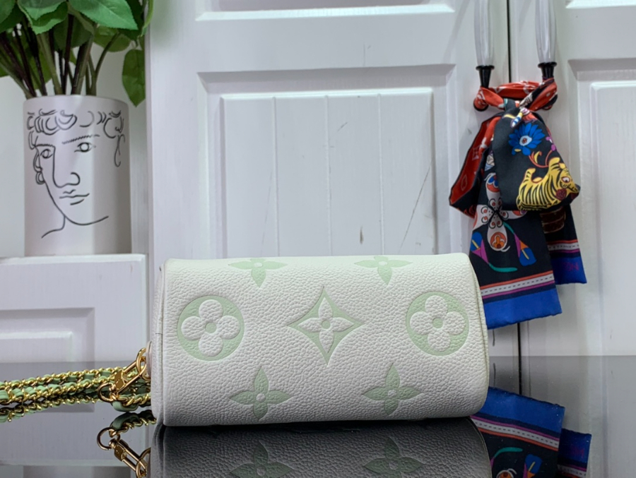 루이비통 나노 스피디 M24169 16107.5cm 연그린4.jpg