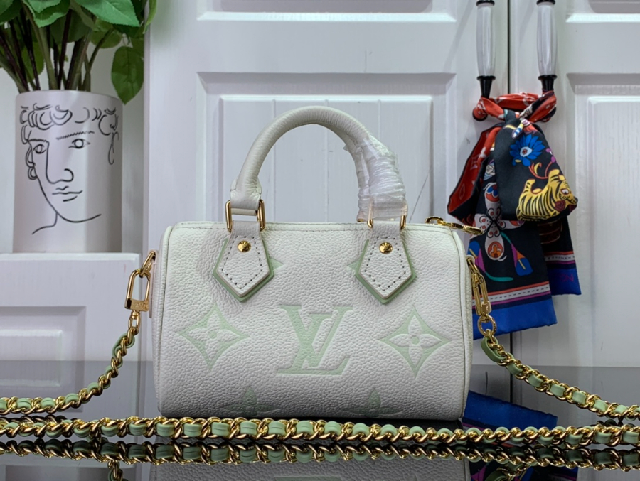 루이비통 나노 스피디 M24169 16107.5cm 연그린2.jpg