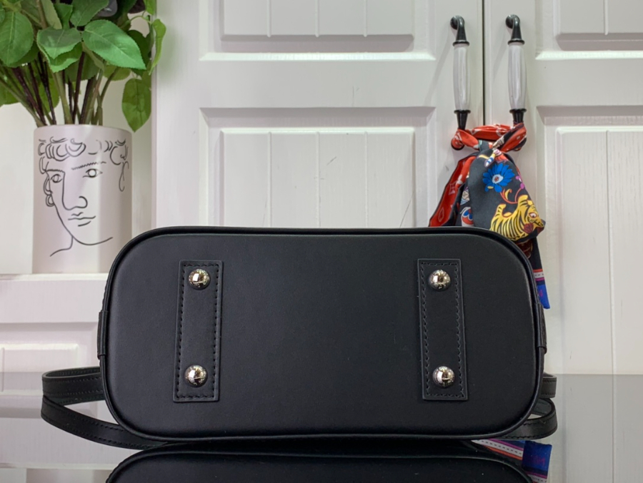 루이비통 나노 알마 BB M83019 2컬러 231711cm04.jpg