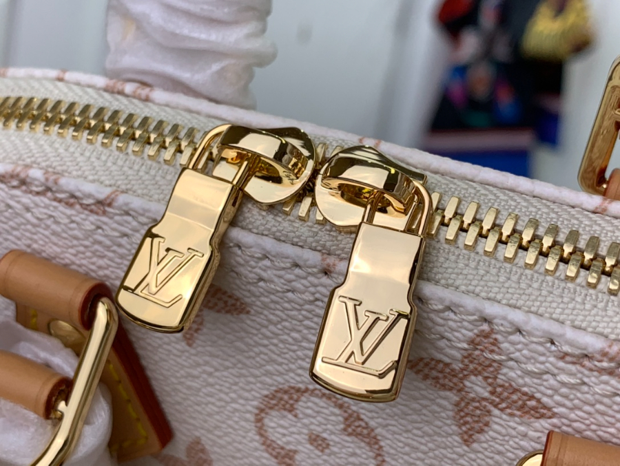 루이비통 나노 알마백 M46895 18128cm8.jpg