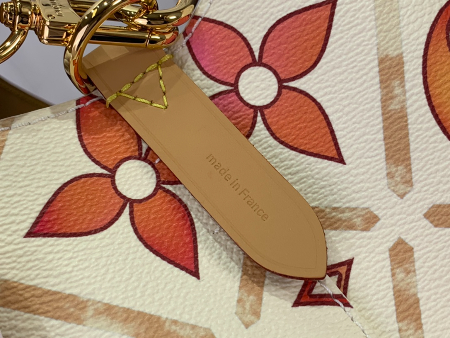 루이비통 네오노에 BB M25315 202013cm 레드8.jpg