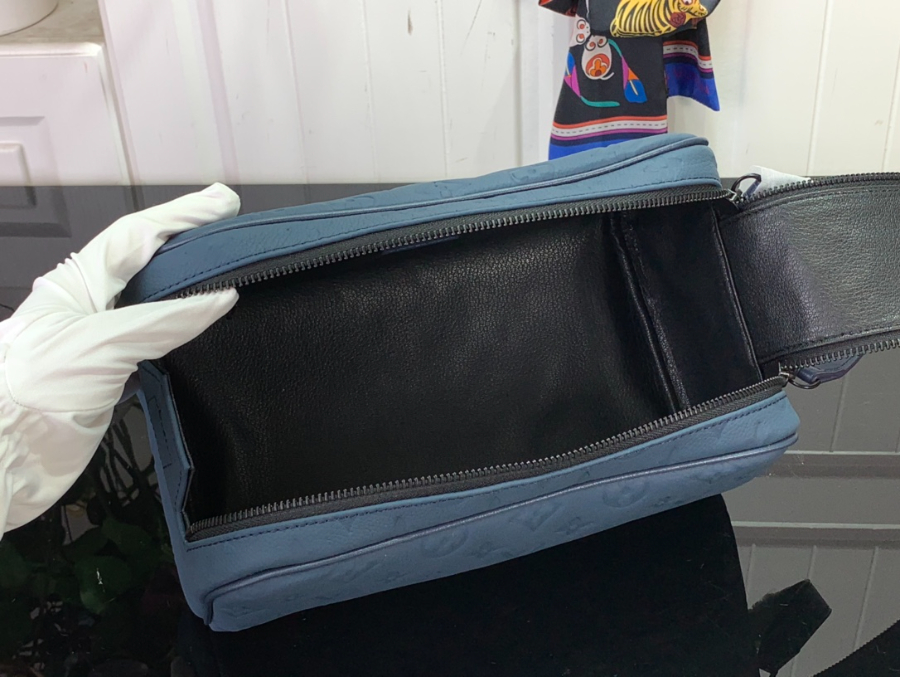 루이비통 돕 키트 281516.5cm M11497 다크 블루5.jpg