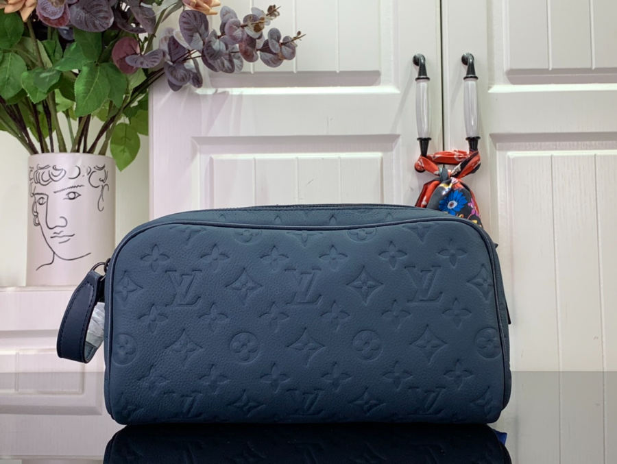루이비통 돕 키트 281516.5cm M11497 다크 블루2.jpg