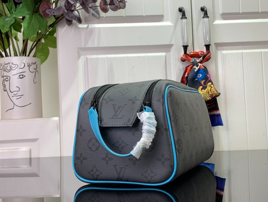 루이비통 돕 키트 클러치백 파우치백 281516.5cm M11482 블루3.jpg