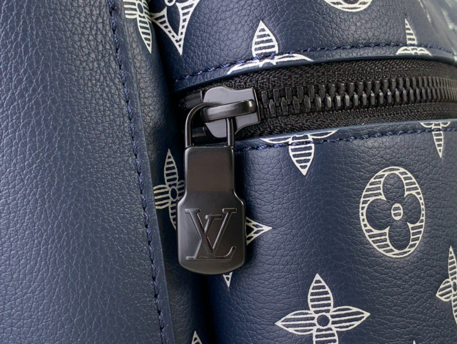 루이비통 디스커버리 백팩 M24760 293820cm 네이비6.jpg