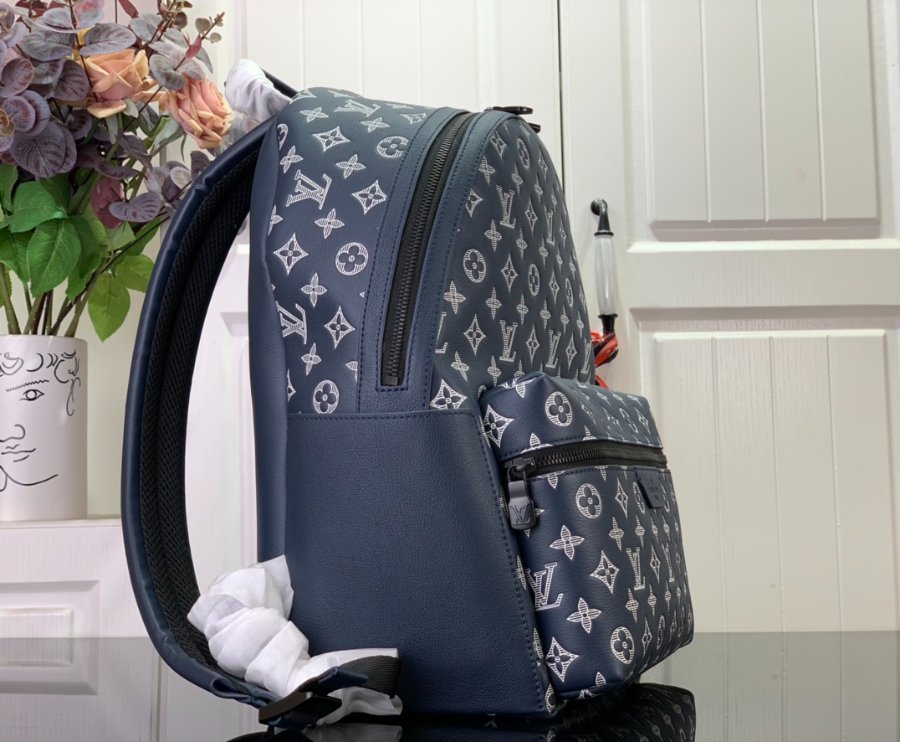 루이비통 디스커버리 백팩 M24760 293820cm 네이비2.jpg