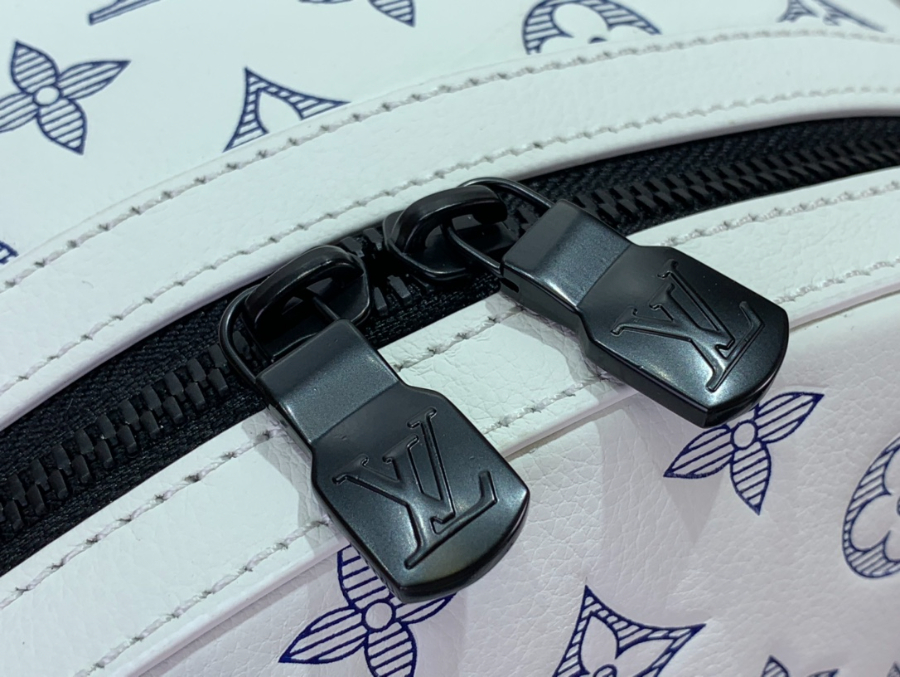 루이비통 디스커버리 백팩 M24760 293820cm 화이트6.jpg