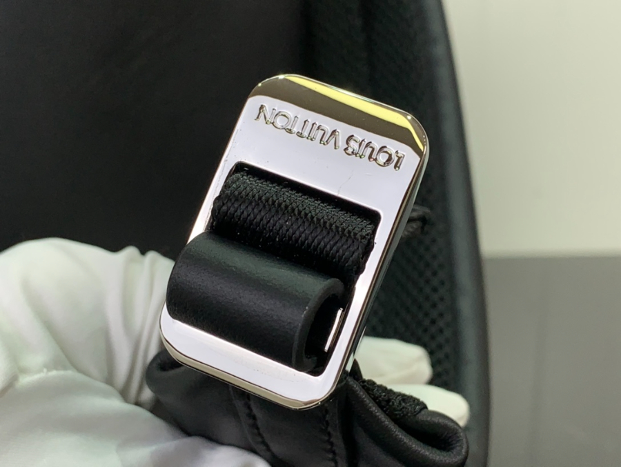 루이비통 디스커버리 백팩 M46553 293820cm 브라운7.jpg