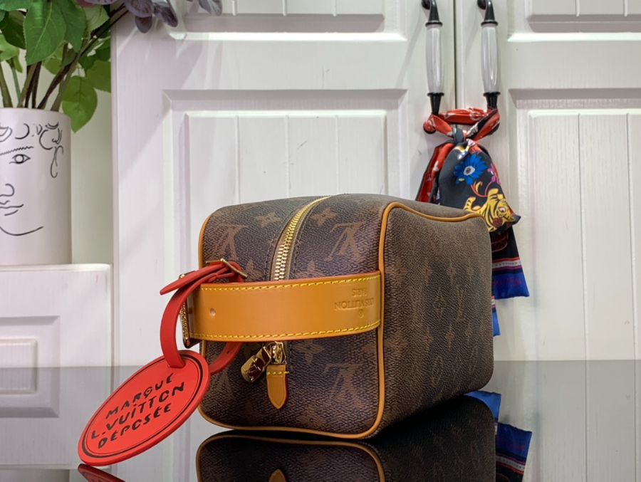 루이비통 락커 돕 키트 M11765 231312cm 브라운4.jpg