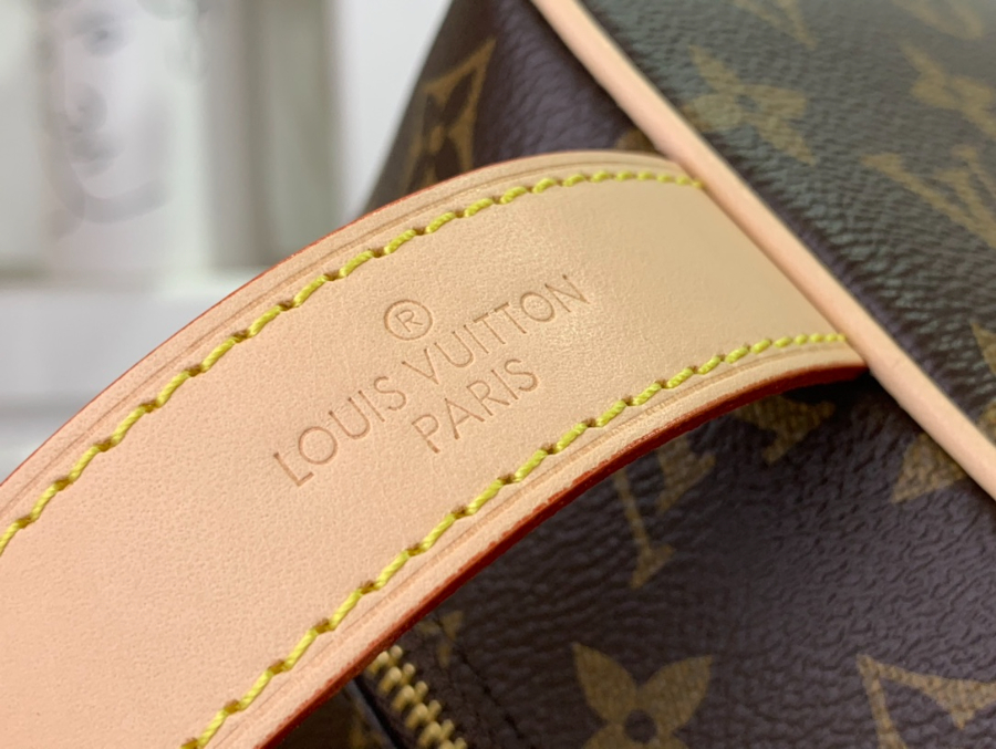 루이비통 락커 돕 키트 M83112 M83113 2컬러16.jpg