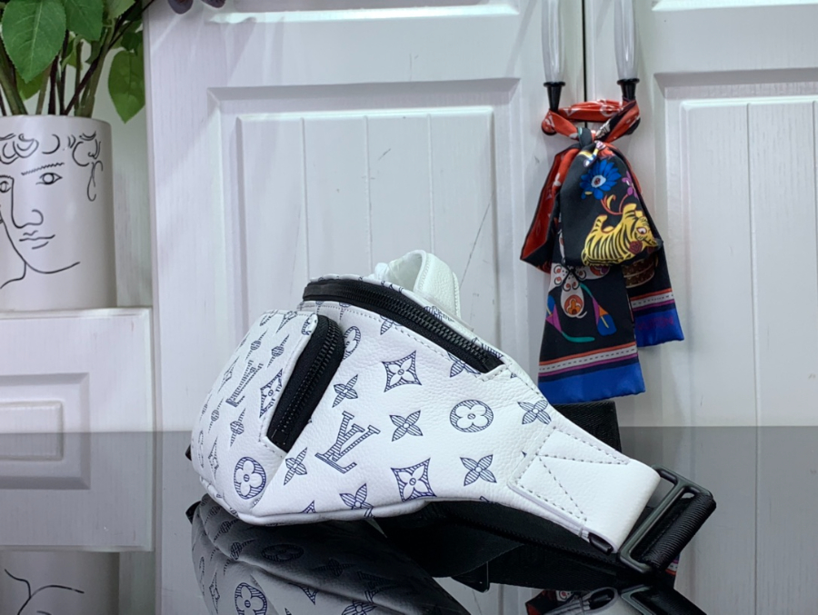 루이비통 러시 범백 화이트 M25227 30158cm3.jpg