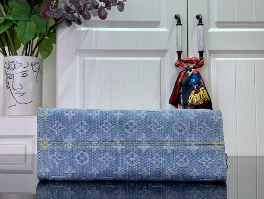 루이비통 렛 고 PM 모노그램 스카이 블루 데님 M24897 282310.5cm4.jpg