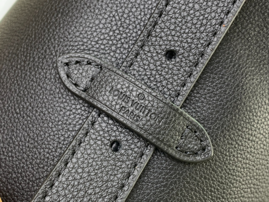 루이비통 로우 키 호보 313518cm M248567.jpg