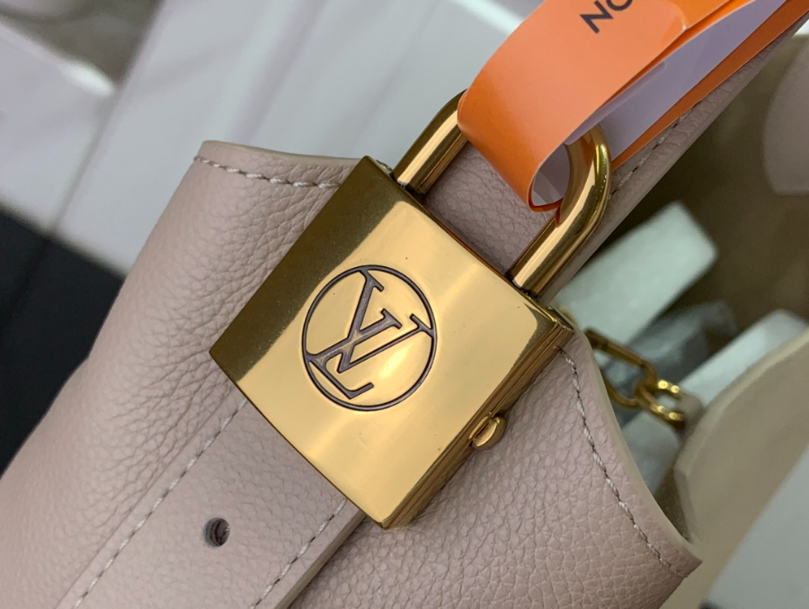 루이비통 로우 키 호보 MM 라임스톤 M25022 313518cm7.jpg