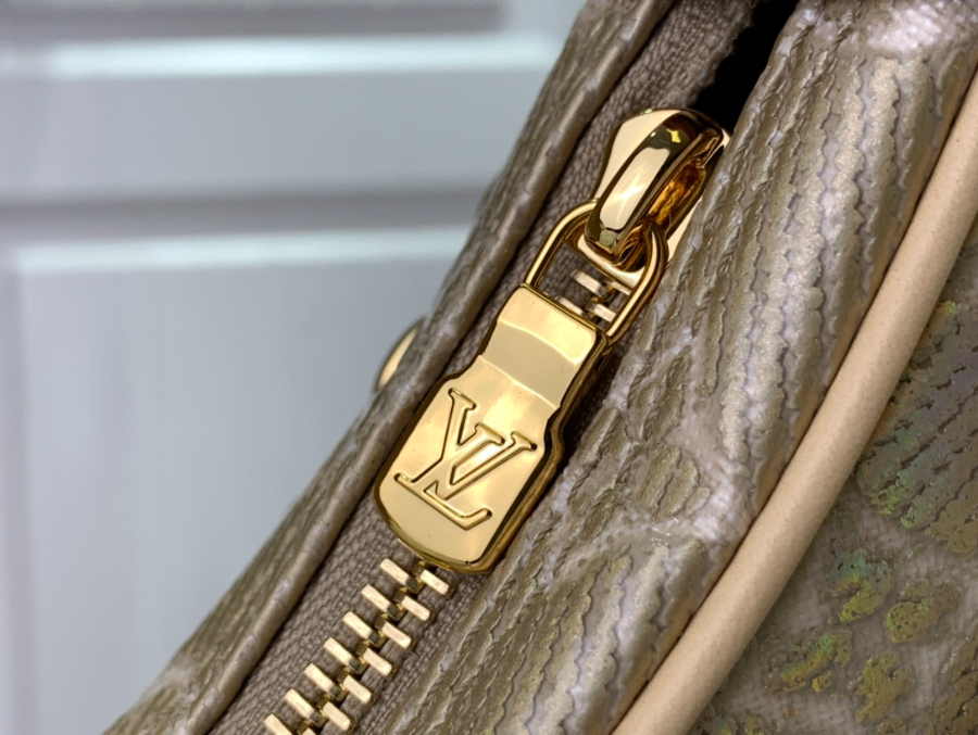 루이비통 루프 PM 숄더백 M22928 23136cm7.jpg