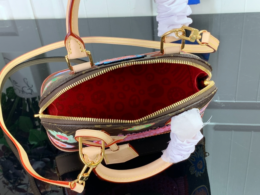 루이비통 x 야요이 쿠사마 알마 BB 모노그램 M46428 23.517.511.5cm5.jpg