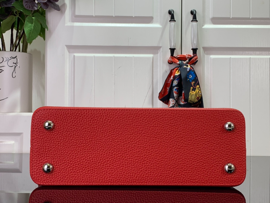 루이비통 x 야요이 쿠사마 카퓌신 레드 화이트 M21691 3사이즈5.jpg