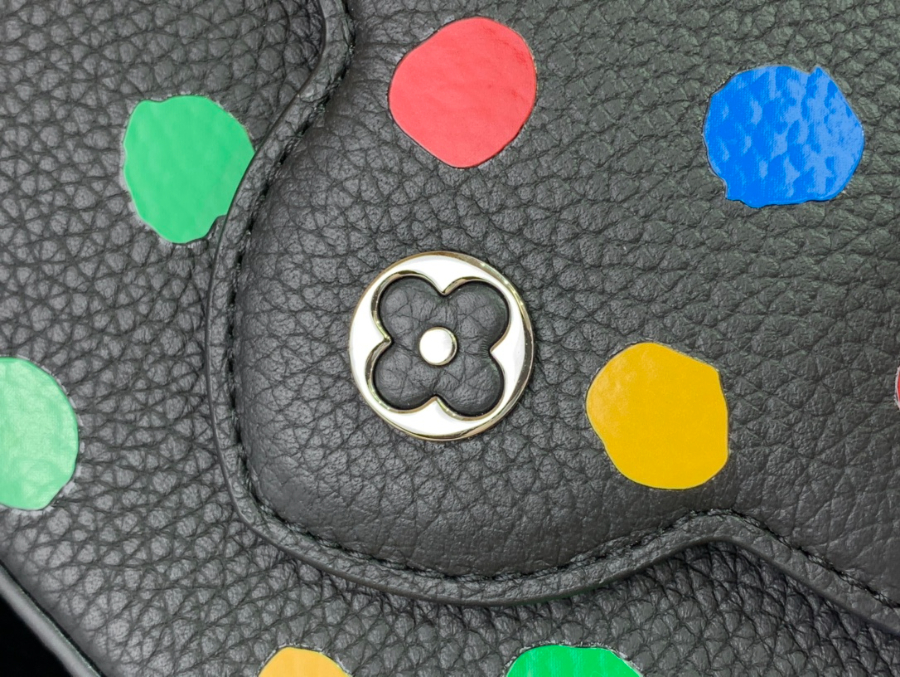 루이비통 x 야요이 쿠사마 카퓌신 블랙 M21663 1사이즈6.jpg