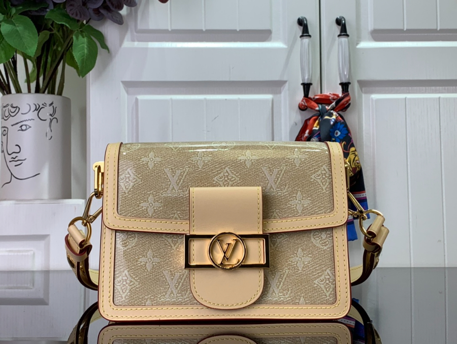 루이비통 미니 도핀 베이지 M22826 20159cm1.jpg