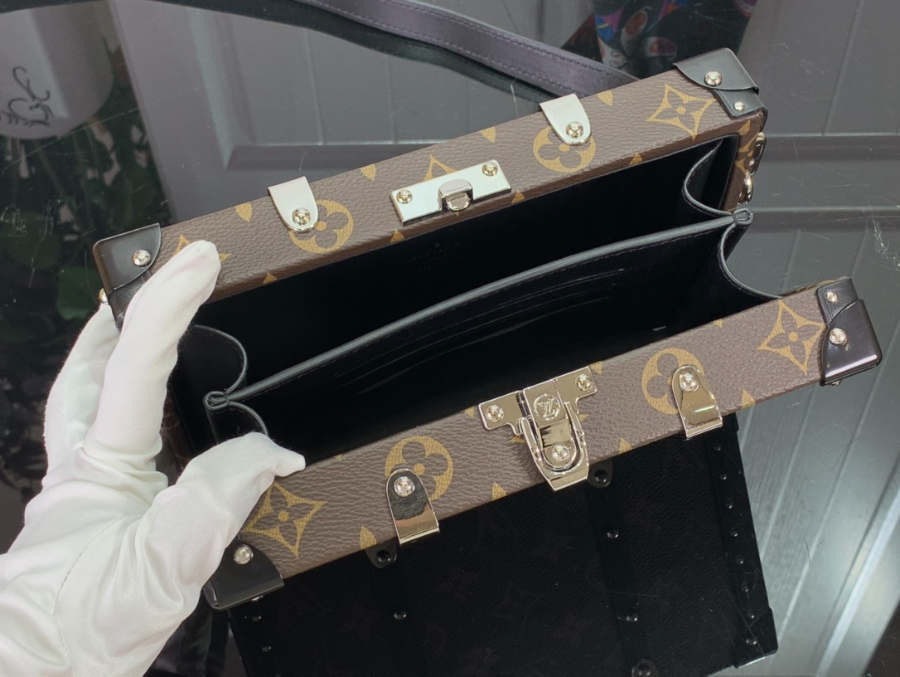 루이비통 네오 월릿 트렁크 M20954 21.512.36cm 1컬러5.jpg