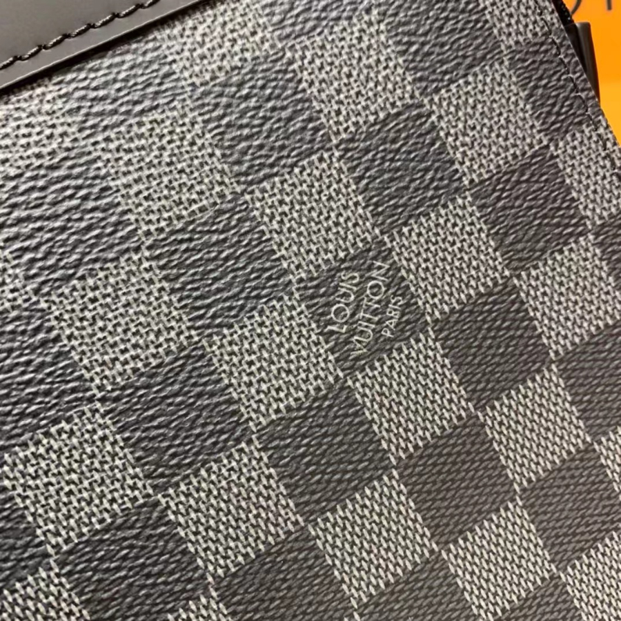 루이비통 블랙 다미에 클러치 41696 LOUIS VUITTON7.jpg