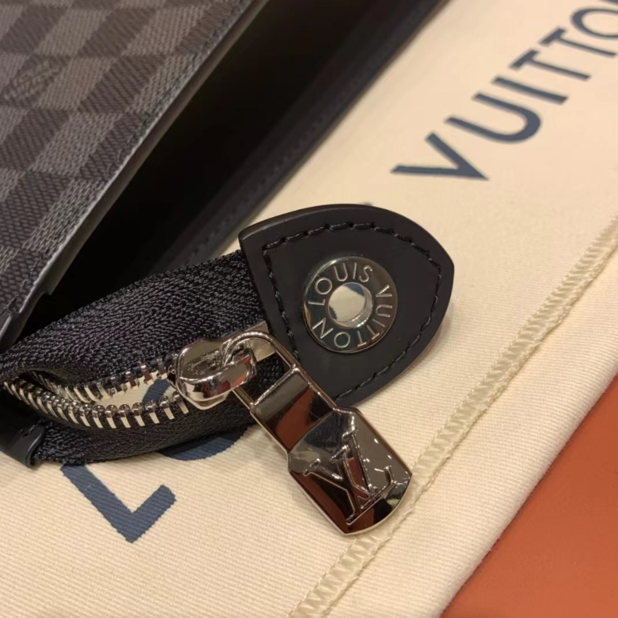 루이비통 블랙 다미에 클러치 41696 LOUIS VUITTON6.jpg