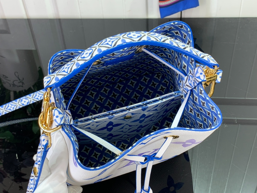 루이비통 네오노에 BB 버킷백 M22985 M22986 202013cm 화이트&블루5.jpg