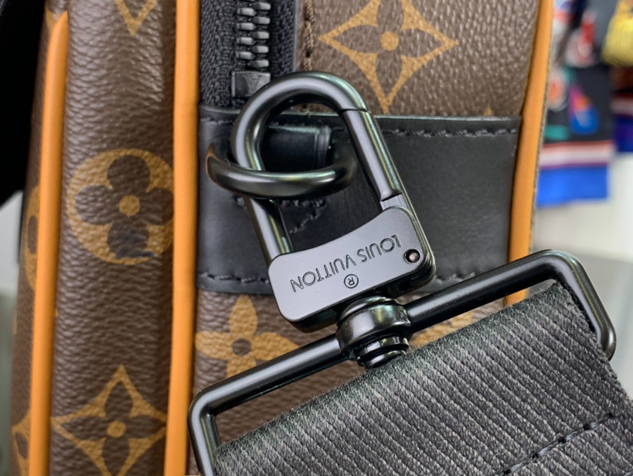 루이비통 메신저백 M45806 M45863 22188cm 브라운7.jpg