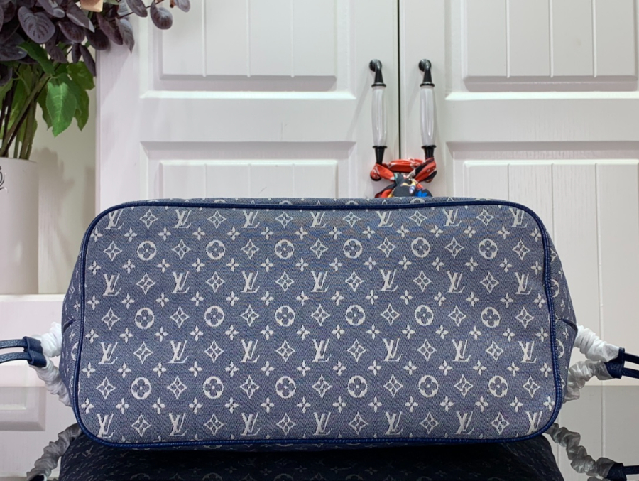 루이비통 모노그램 네버풀 M40995 322917cm 3컬러4.jpg