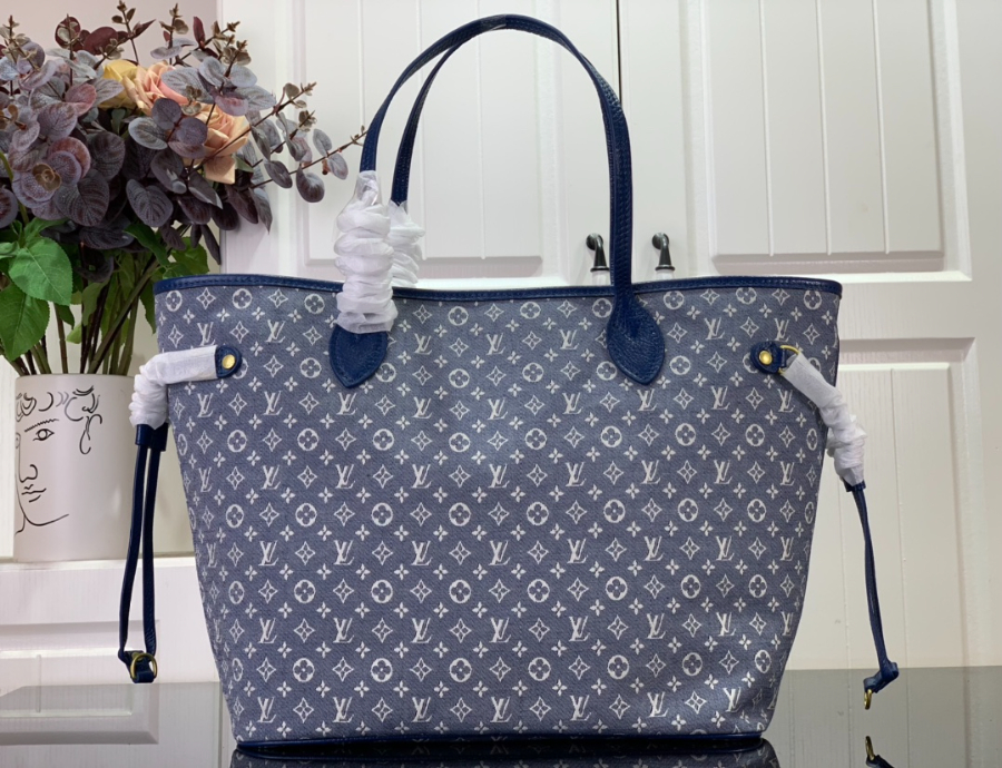 루이비통 모노그램 네버풀 M40995 322917cm 3컬러1.jpg