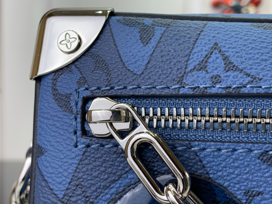 루이비통 미니 소프트 트렁크 M22588 18.5138cm 다크 블루6.jpg