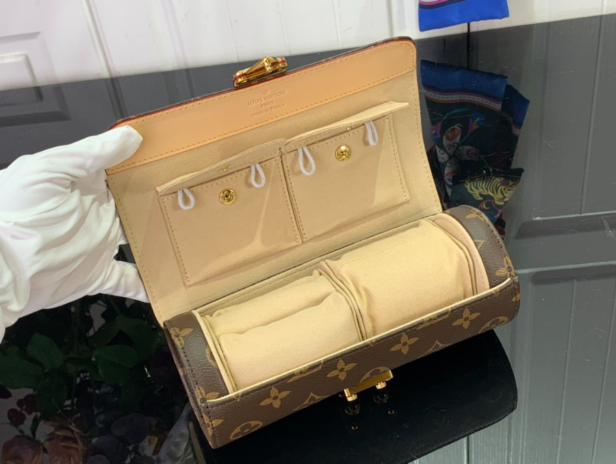 루이비통 비쥬 M10145 1988cm5.jpg