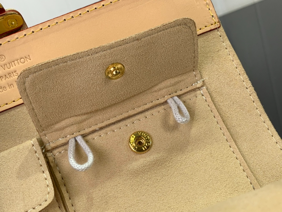 루이비통 비쥬 M10145 1988cm8.jpg