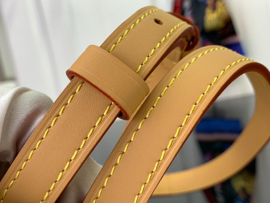 루이비통 쁘띠 삭 플라 M23615 14175cm7.jpg