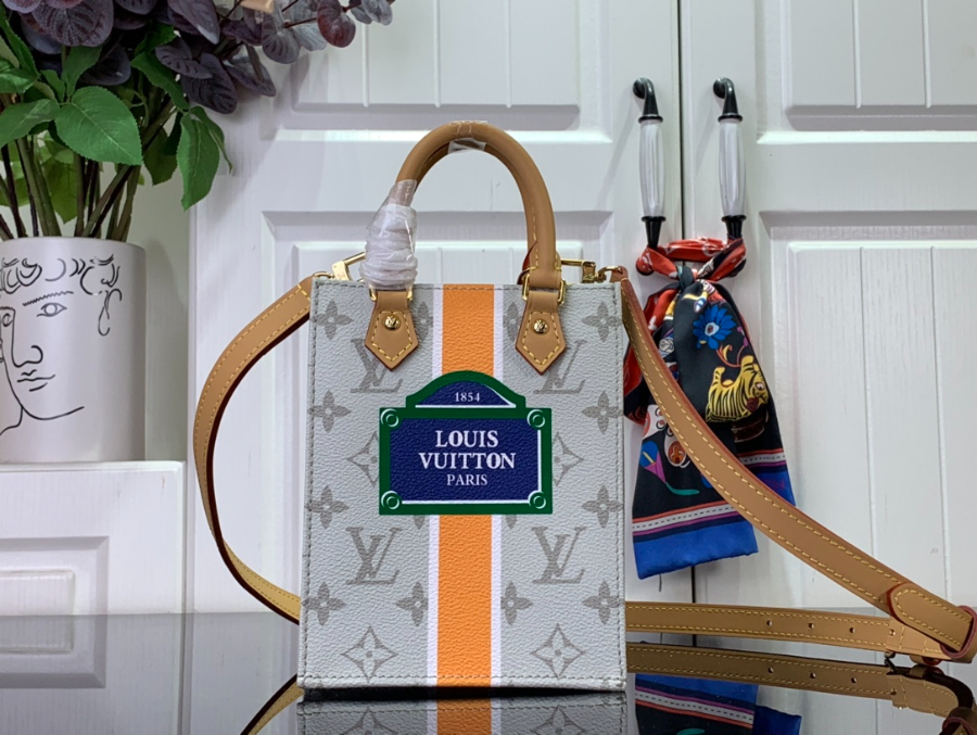 루이비통 쁘띠 삭 플라 M23615 14175cm1.jpg