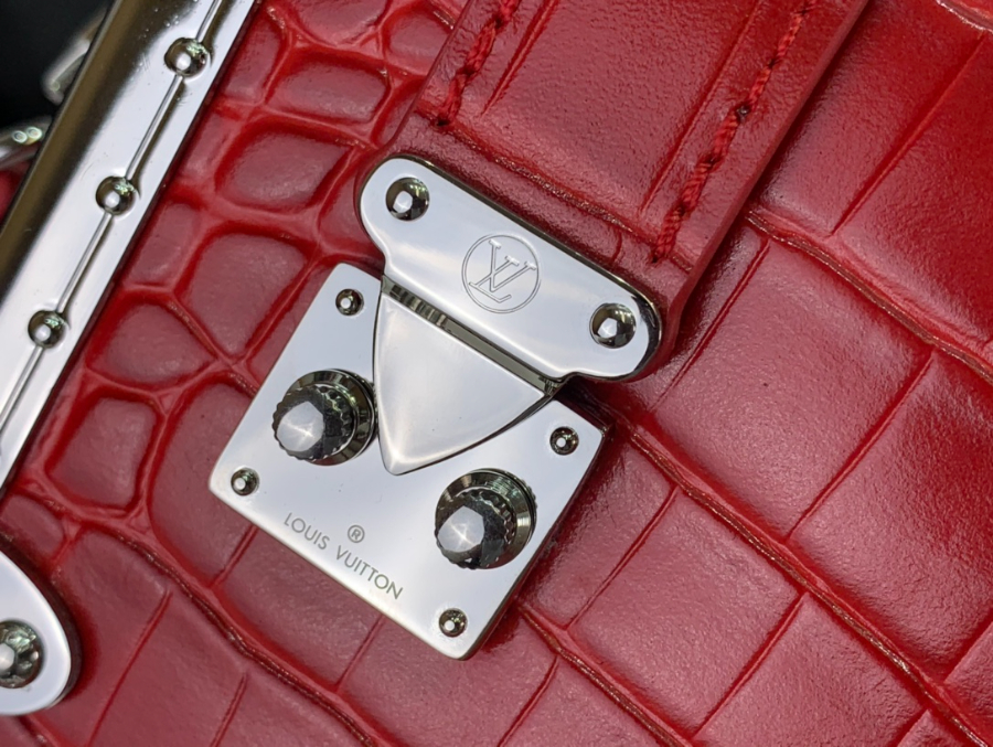 루이비통 사이드 트렁크 악어무늬 Petite Malle 숄더백 M46358 21146cm 2컬러07.jpg