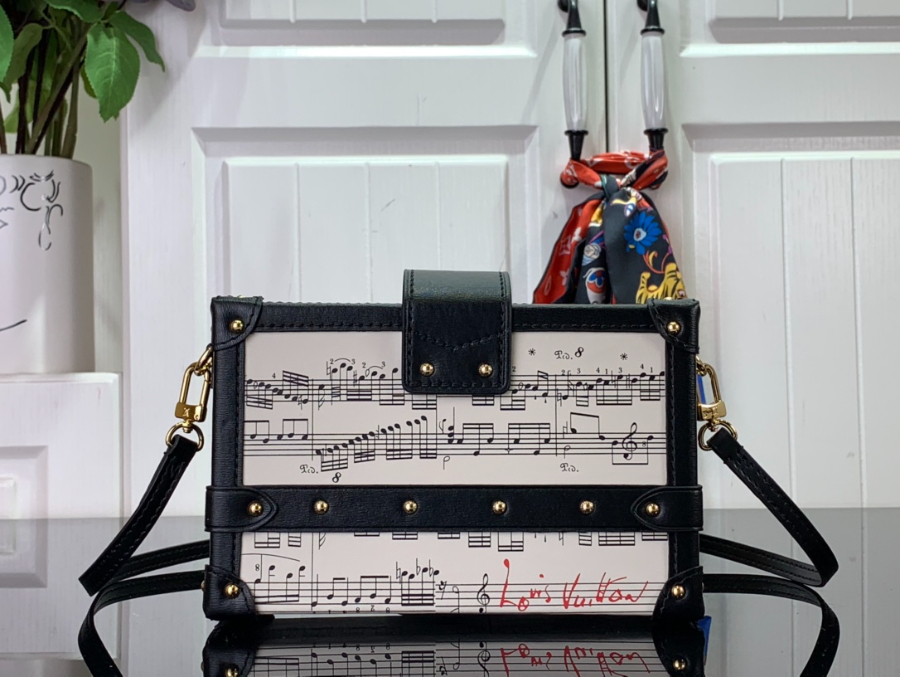 루이비통 쁘띠뜨 말 백 M22895 2012.56cm2.jpg