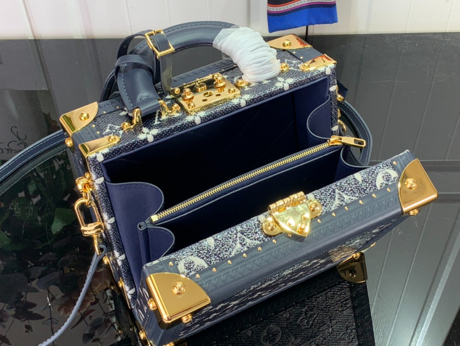 루이비통 쁘띠뜨 발리즈 22.517.511cm M102015.jpg