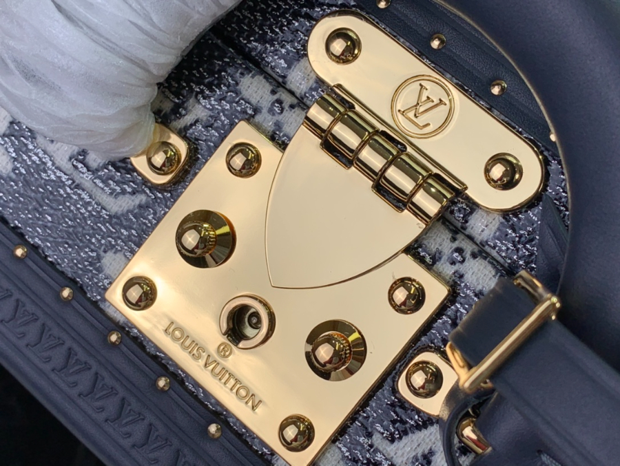 루이비통 쁘띠뜨 발리즈 22.517.511cm M102018.jpg