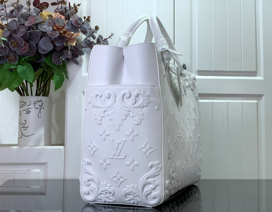 루이비통 삭 플라 M21841 2컬러 443318cm03.jpg