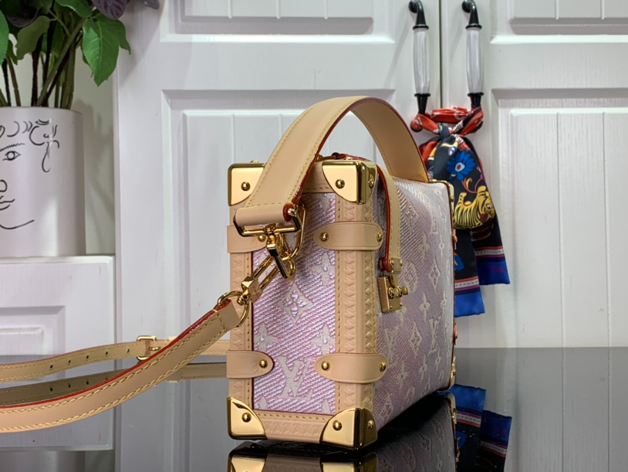 루이비통 사이드 트렁크 M22842 21146cm3.jpg