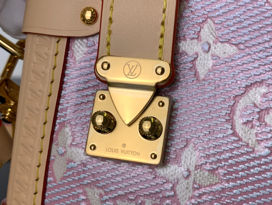 루이비통 사이드 트렁크 M22842 21146cm7.jpg