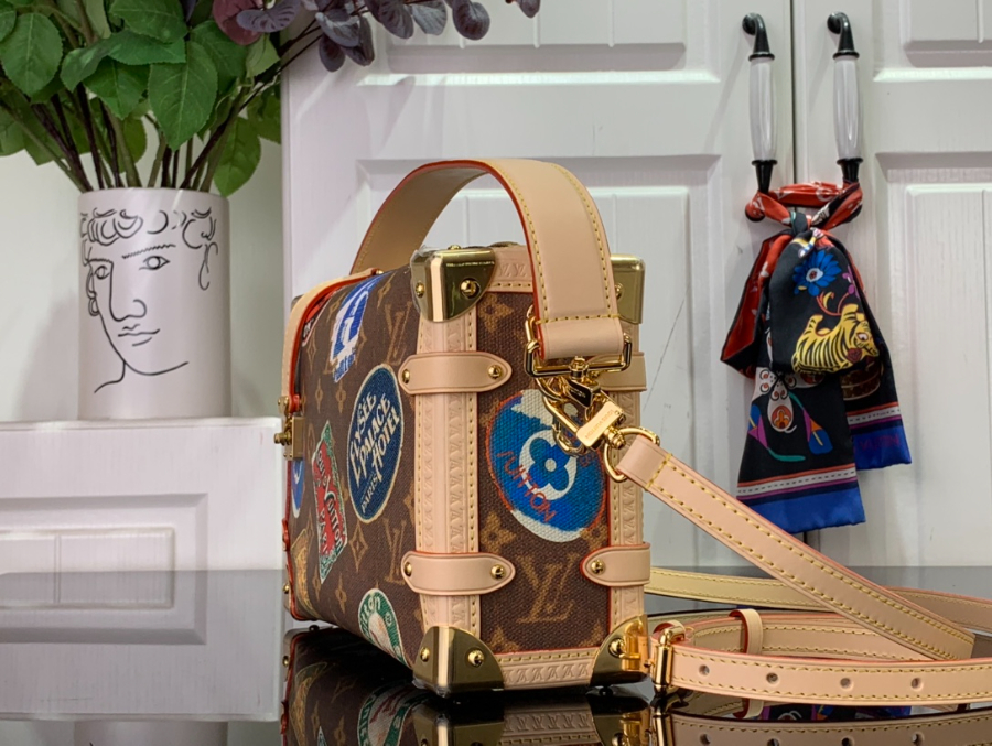 루이비통 사이드 트렁크 MM 모노그램 M47085 21146cm3.jpg