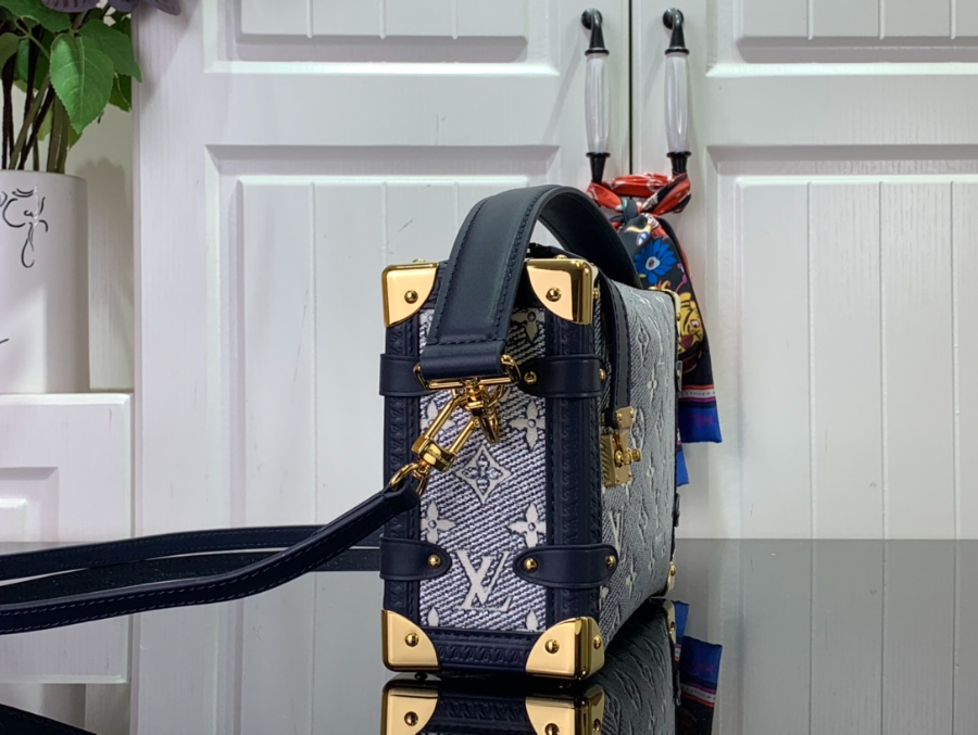 루이비통 사이드 트렁크 백 M22944 21146cm3.jpg