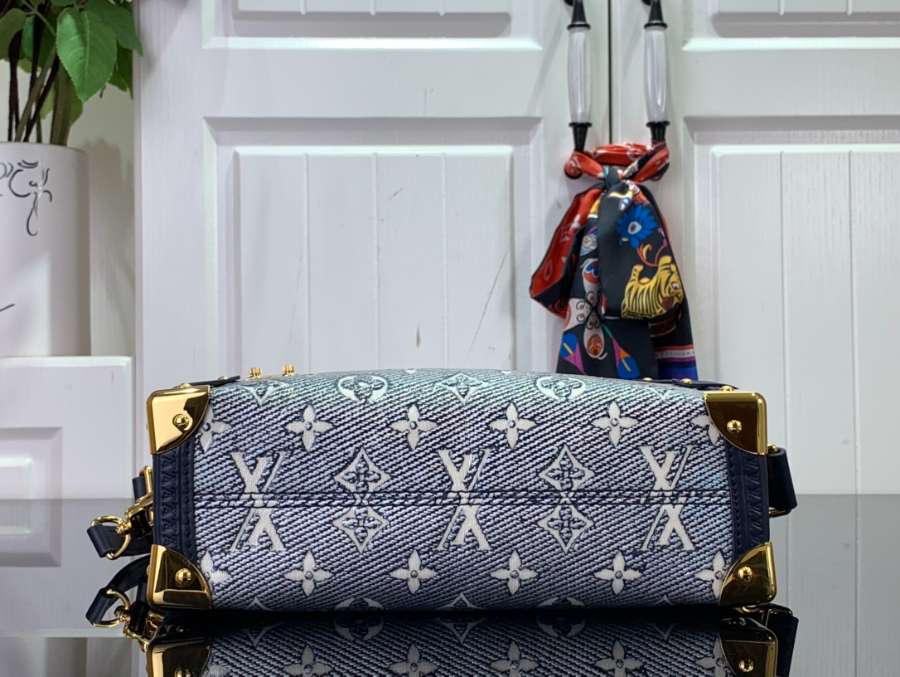 루이비통 사이드 트렁크 백 M22944 21146cm4.jpg