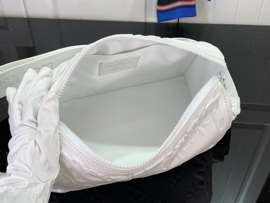 루이비통 시티 키폴 숄더백 M21835 271713cm 2컬러05.jpg