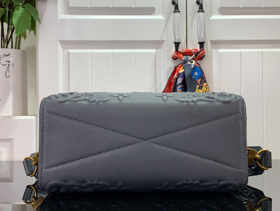 루이비통 시티 키폴 숄더백 M21835 271713cm 2컬러12.jpg