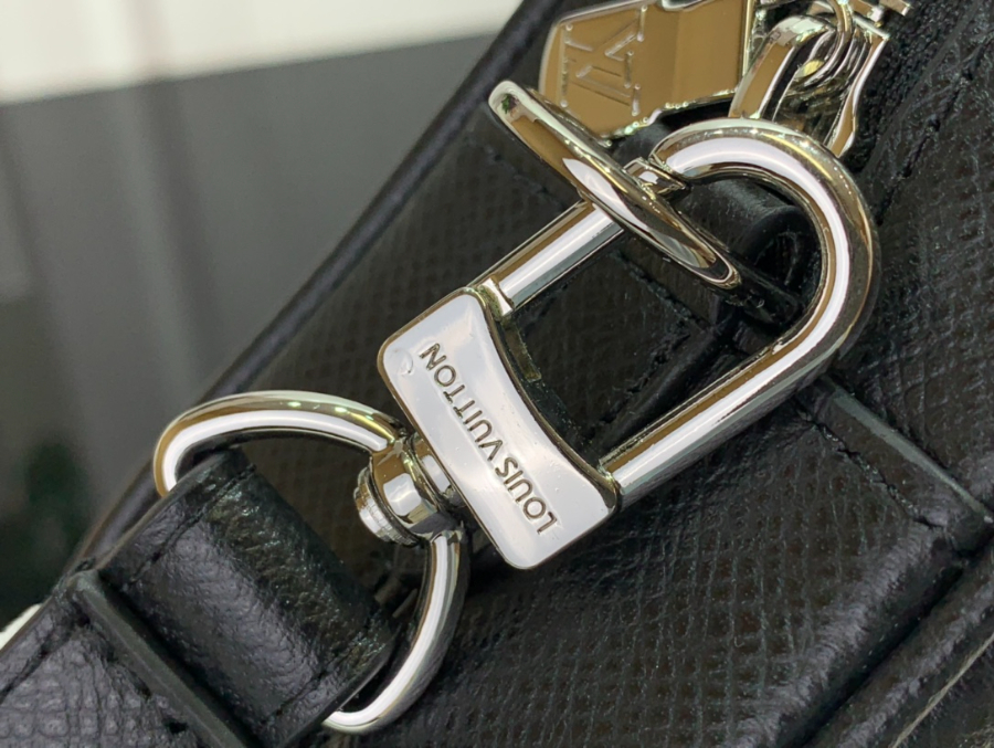 루이비통 카사이 사피아노 클러치백 M82078 2515.56.5cm7.jpg